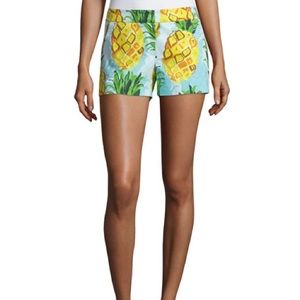 Trina Turk shorts seen on picture